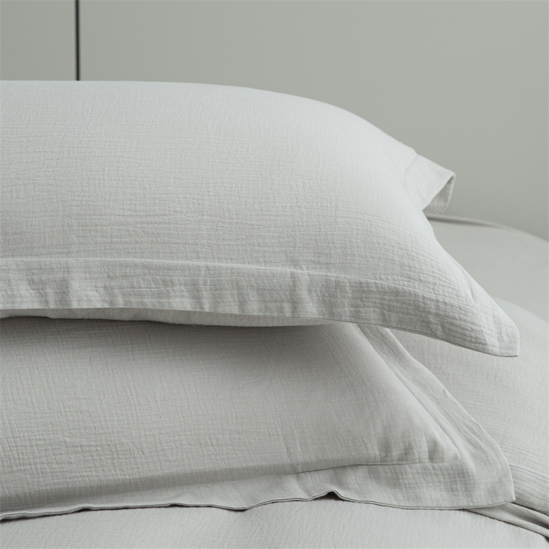 Doppellagiges Gaze-Bettwäscheset aus 100 % Baumwollstoff, superweich Doppellagiges Gaze-Bettwäscheset aus 100 % Baumwollstoff, superweich