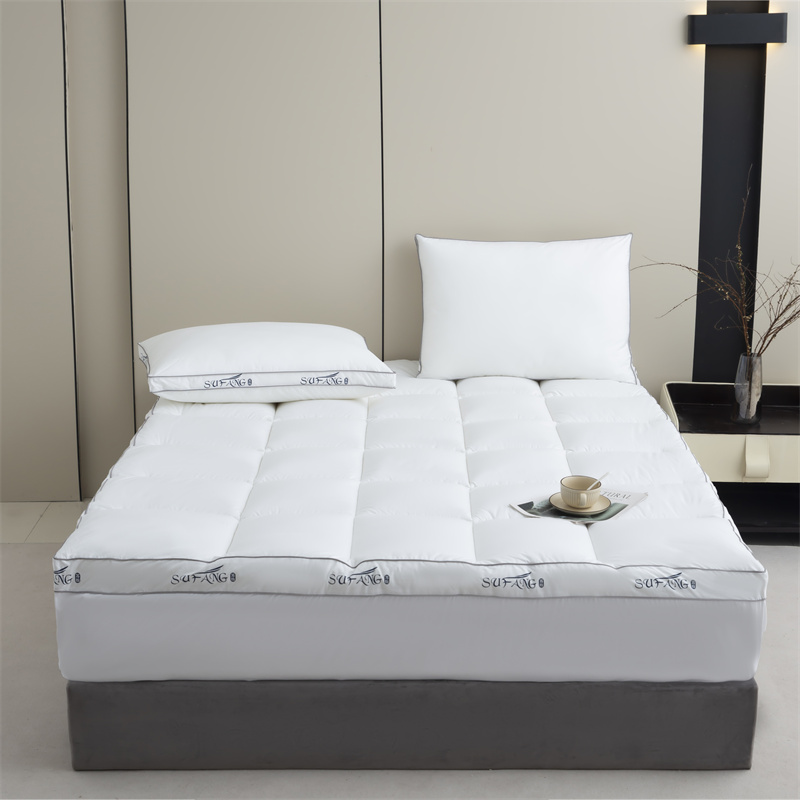 Individuell bedrucktes Logo-Mikrofaser-Füllung, daunendichtes 40er-Jahre-Gewebe mit Paspel-Matratzenauflage