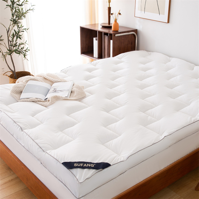 Queen-Size-Matratzenauflage mit Mikrofaserfüllung, 5 cm, 7 cm, 10 cm Höhe Queen-Size-Matratzenauflage mit Mikrofaserfüllung, 5 cm, 7 cm, 10 cm Höhe