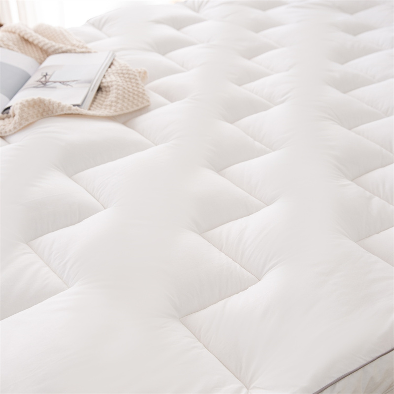 Queen-Size-Matratzenauflage mit Mikrofaserfüllung, 5 cm, 7 cm, 10 cm Höhe Queen-Size-Matratzenauflage mit Mikrofaserfüllung, 5 cm, 7 cm, 10 cm Höhe