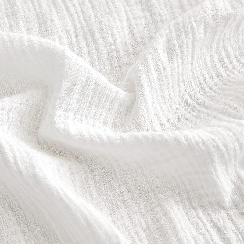 Doppellagiger Hotel-Bademantel aus Gaze-Baumwollstoff mit Schalkragen Doppellagiger Hotel-Bademantel aus Gaze-Baumwollstoff mit Schalkragen