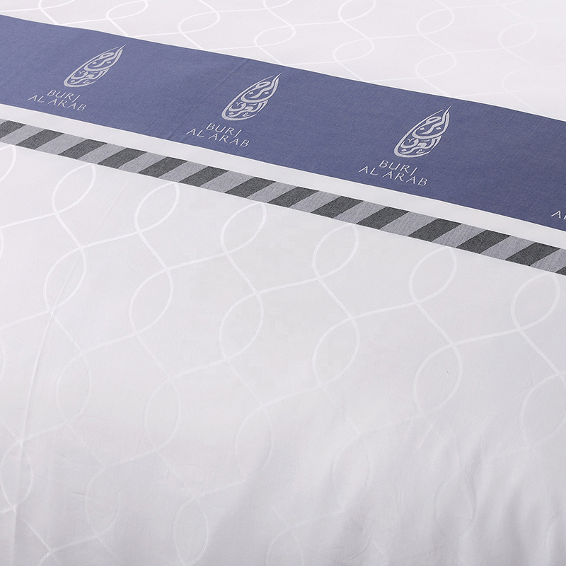 Garngefärbtes, individuelles Logo-Bettwäscheset aus 100 % Baumwolle Garngefärbtes, individuelles Logo-Bettwäscheset aus 100 % Baumwolle